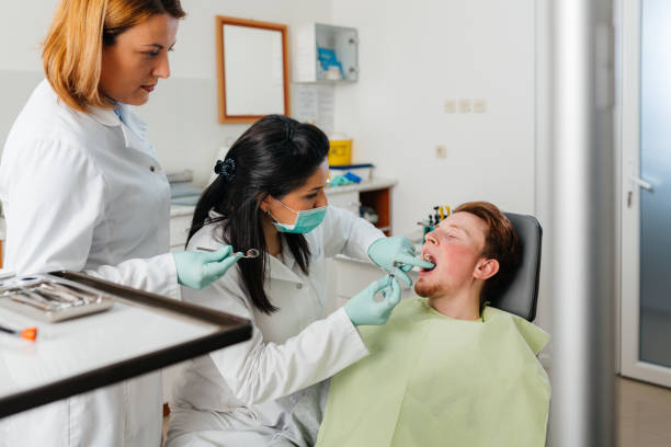 Best Emergency Denture Repair in Clksville, AR